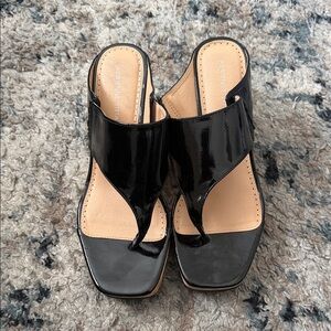 Black Patent LeaWomen's Sandals